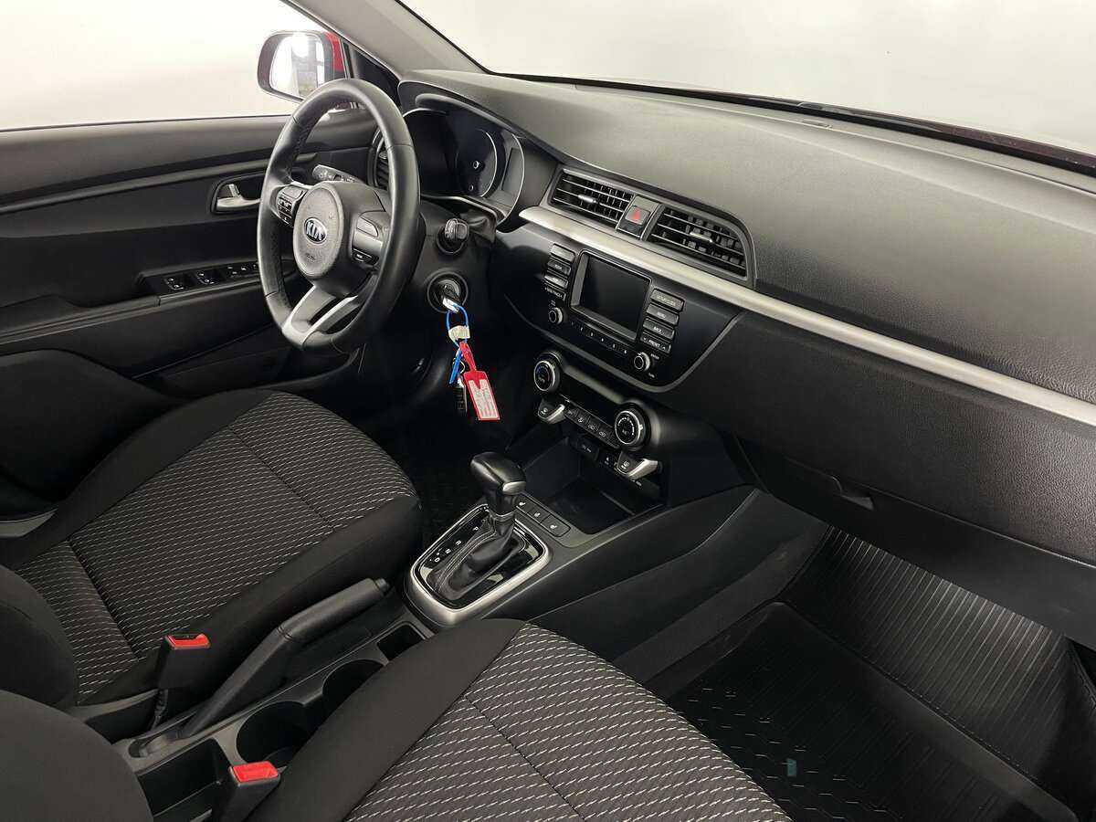 Kia Rio с пробегом — 2019 год. Фото: #10