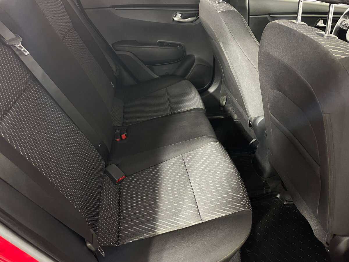 Kia Rio с пробегом — 2019 год. Фото: #18