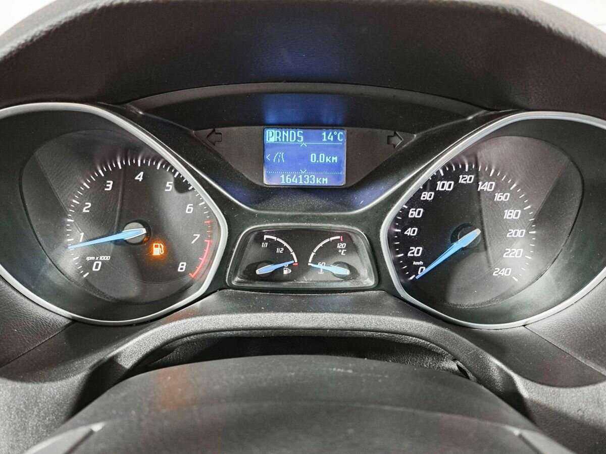 Ford Focus с пробегом — 2012 год. Фото: #11