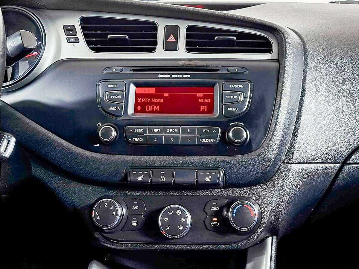 Kia Ceed с пробегом — 2014 год. Фото: #12