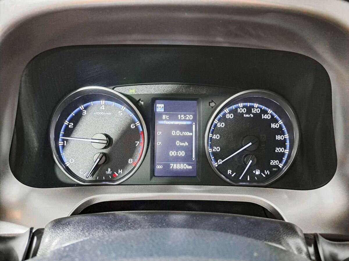 Toyota RAV4 с пробегом — 2019 год. Фото: #11