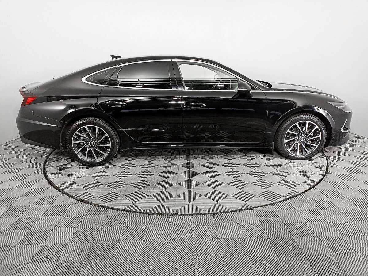 Hyundai Sonata с пробегом — 2019 год. Фото: #3