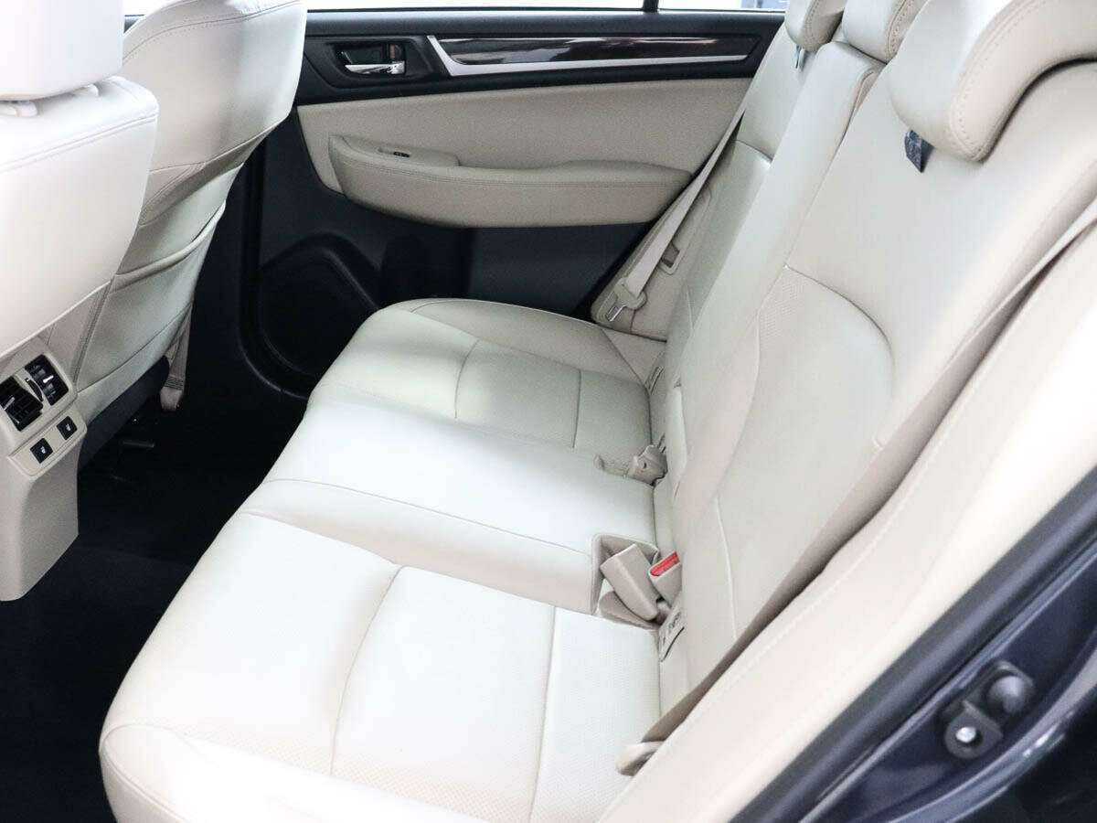 Subaru Outback с пробегом — 2017 год. Фото: #8