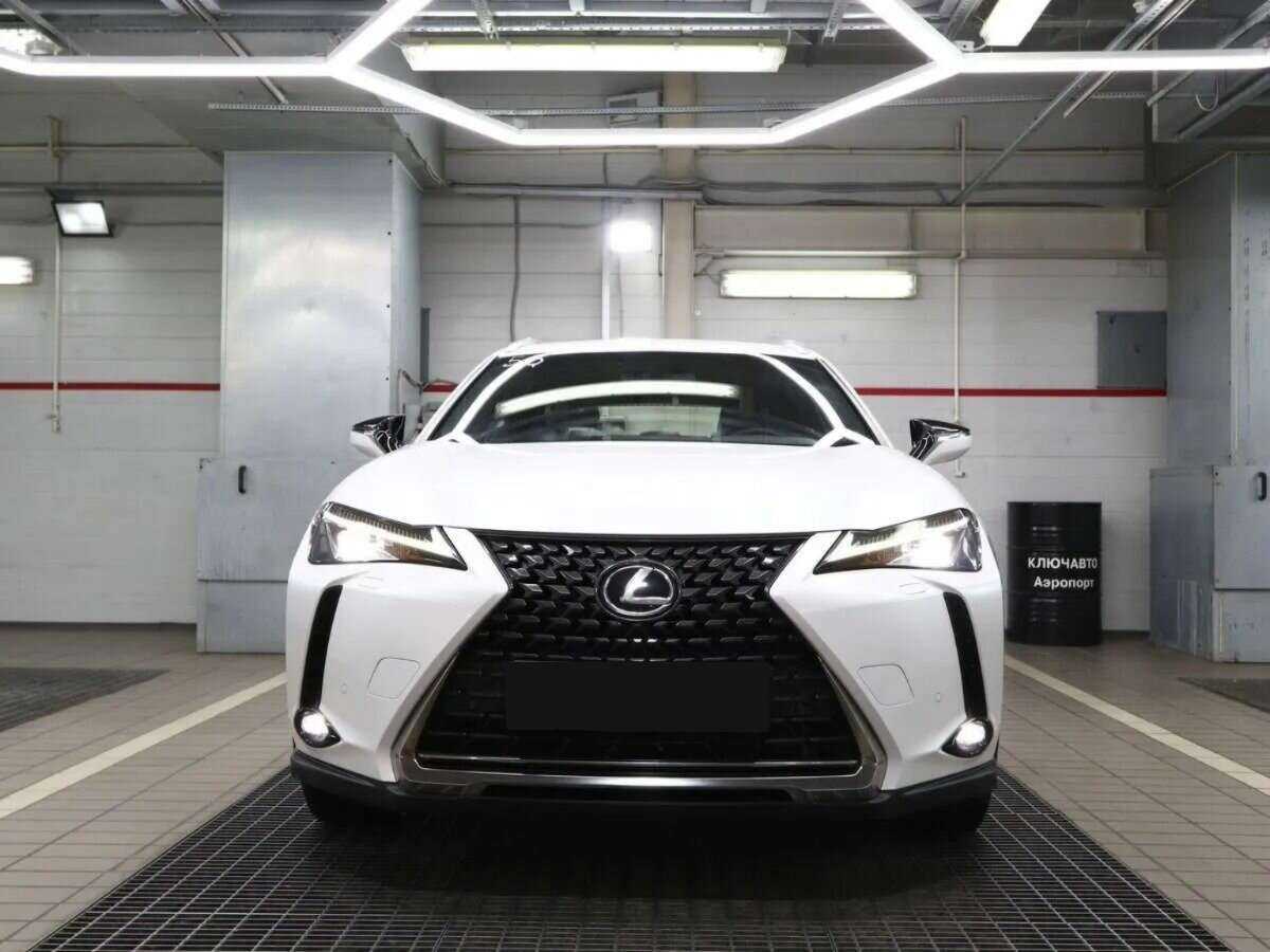 Lexus UX с пробегом — 2019 год. Фото: #2