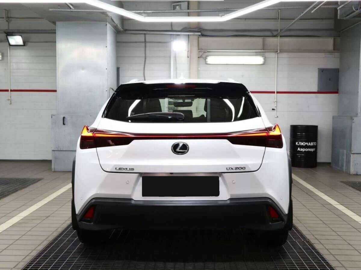 Lexus UX с пробегом — 2019 год. Фото: #3
