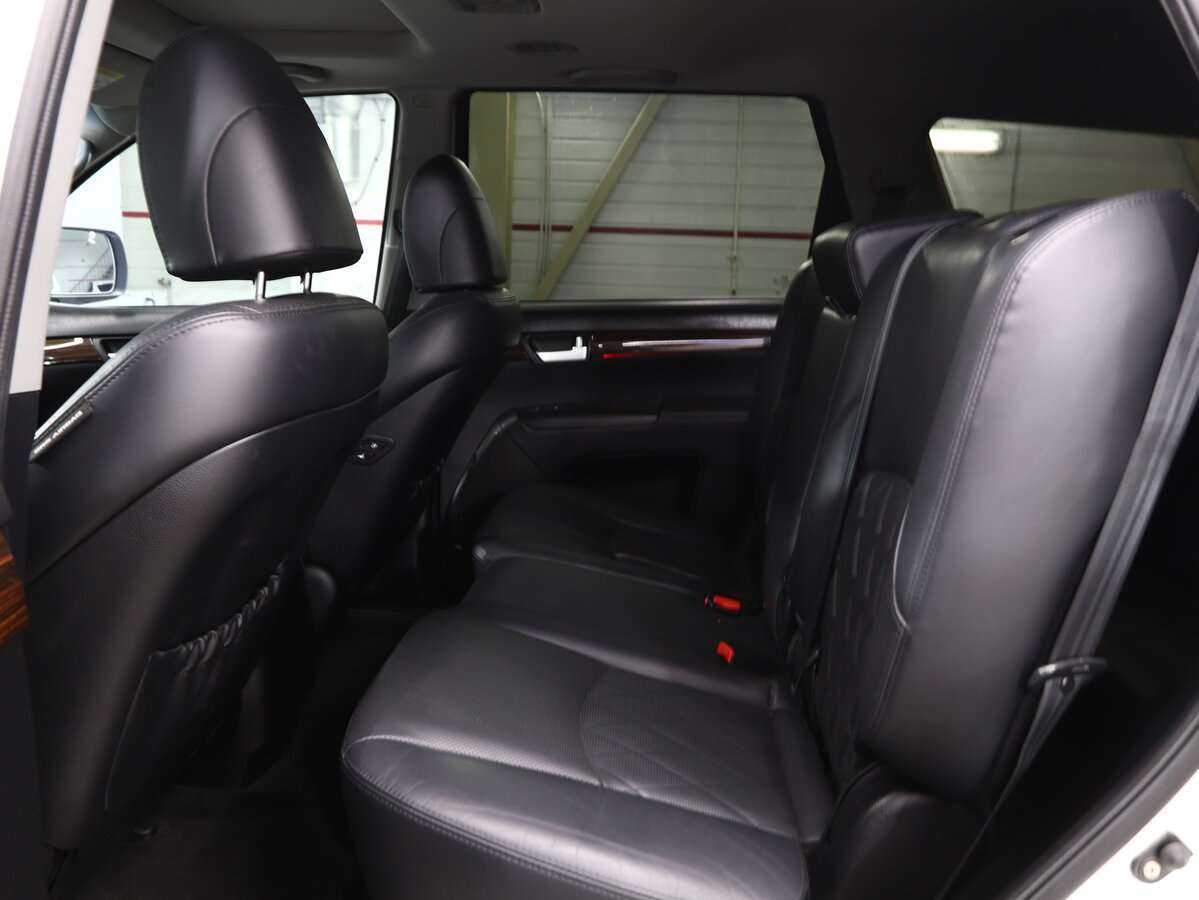 Kia Mohave с пробегом — 2018 год. Фото: #11