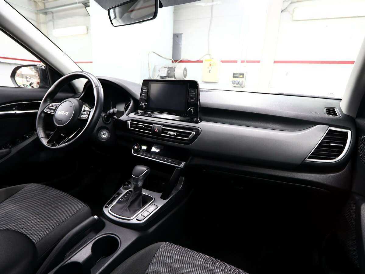 Kia Seltos с пробегом — 2021 год. Фото: #13