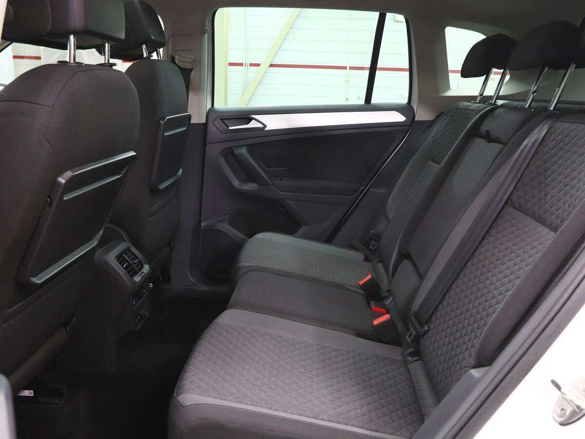 Volkswagen Tiguan с пробегом — 2018 год. Фото: #10