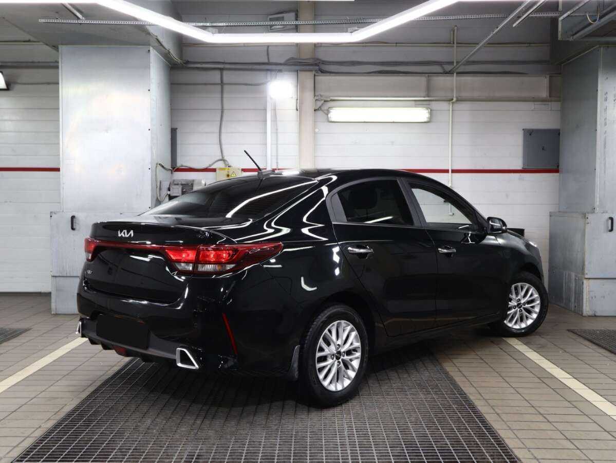 Kia Rio с пробегом — 2021 год. Фото: #1