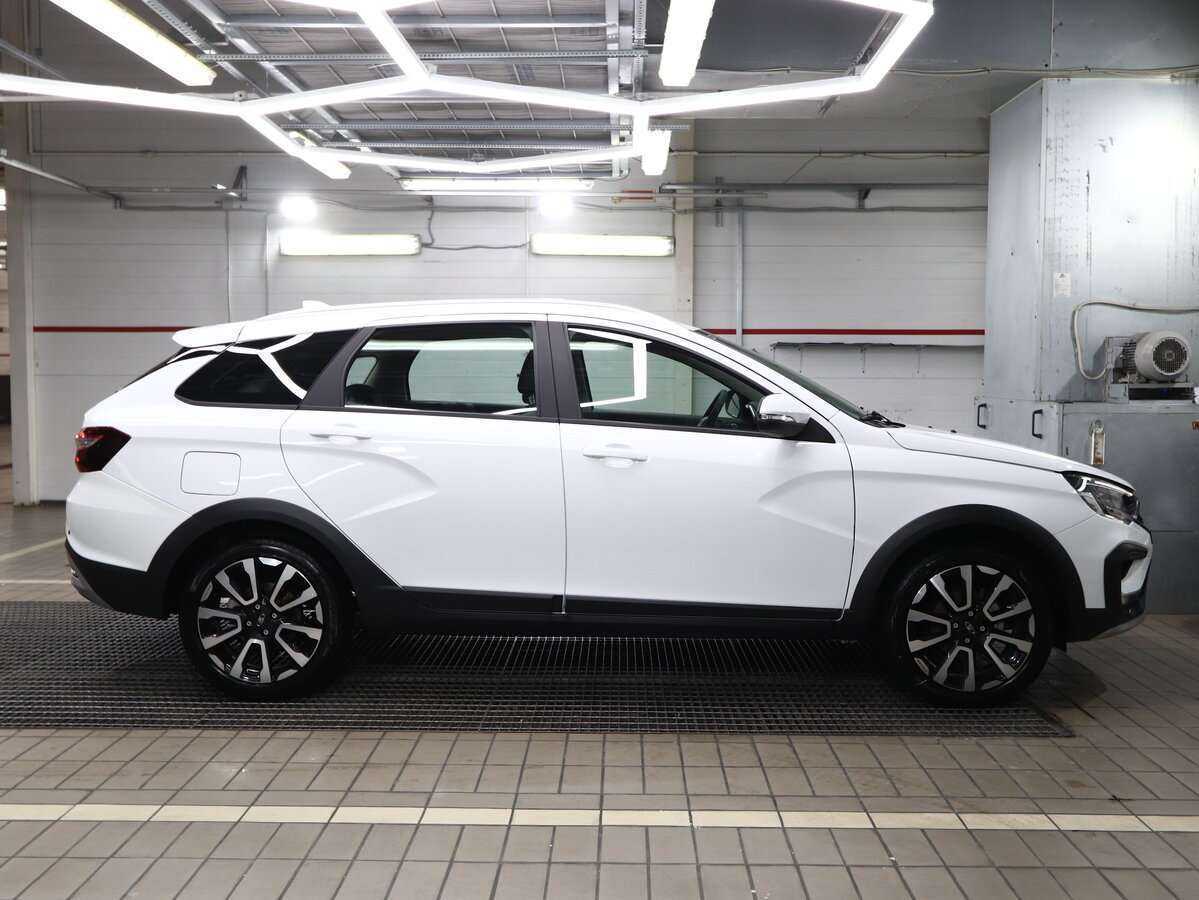 Lada (ВАЗ) Vesta с пробегом — 2023 год. Фото: #14