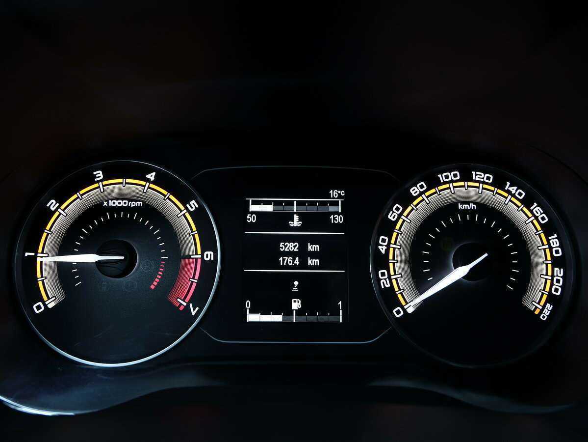 Lada (ВАЗ) Vesta с пробегом — 2023 год. Фото: #11