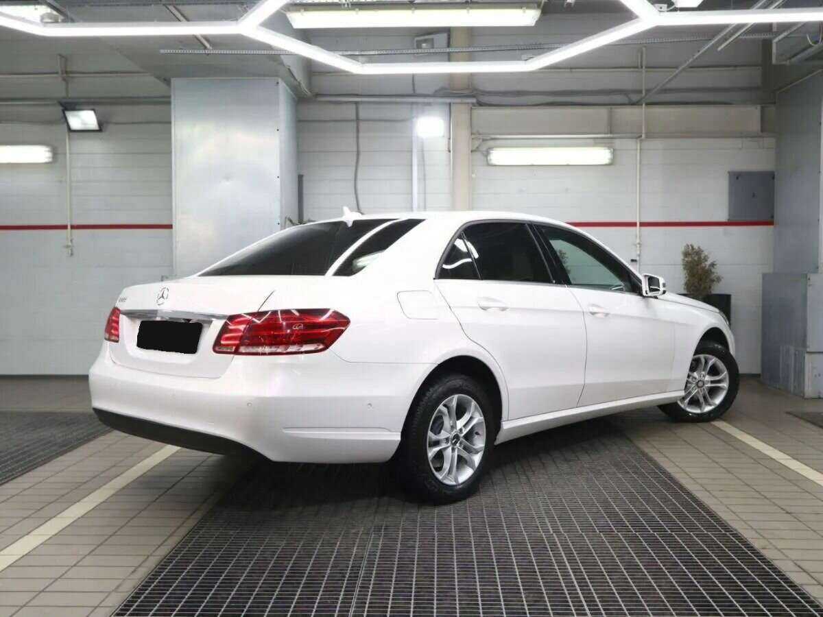 Mercedes-Benz E-Класс с пробегом — 2014 год. Фото: #4