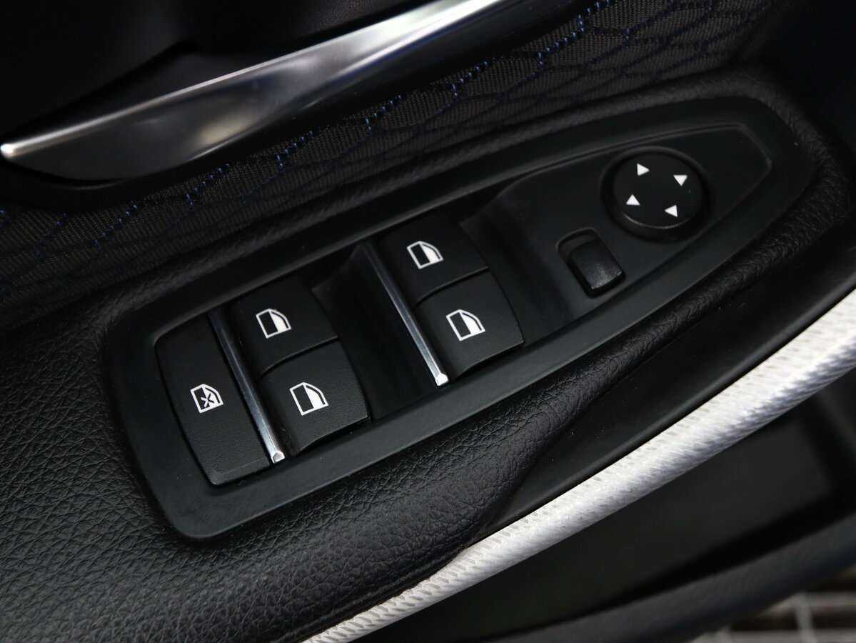 BMW 3 серии с пробегом — 2016 год. Фото: #6