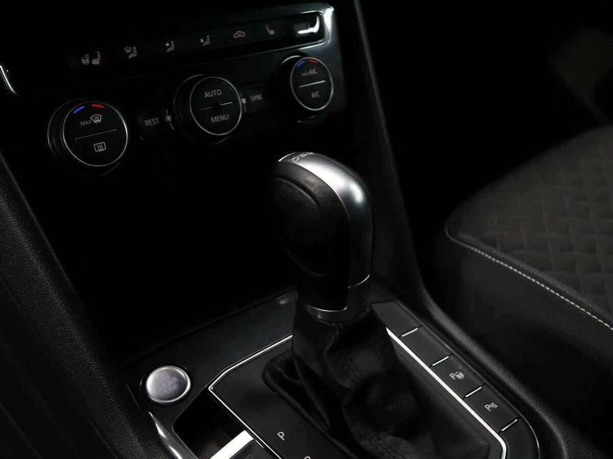 Volkswagen Tiguan с пробегом — 2018 год. Фото: #8