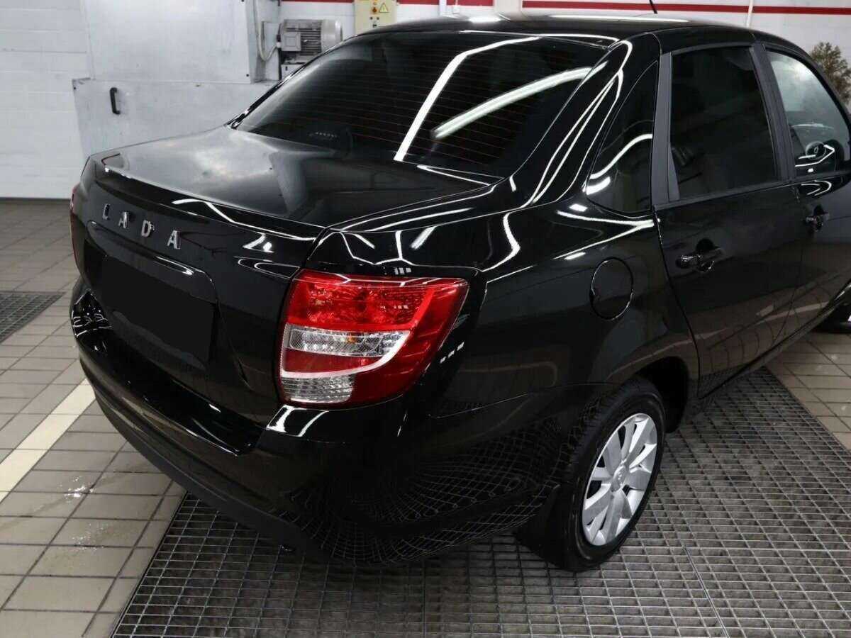 Lada (ВАЗ) Granta с пробегом — 2023 год. Фото: #4