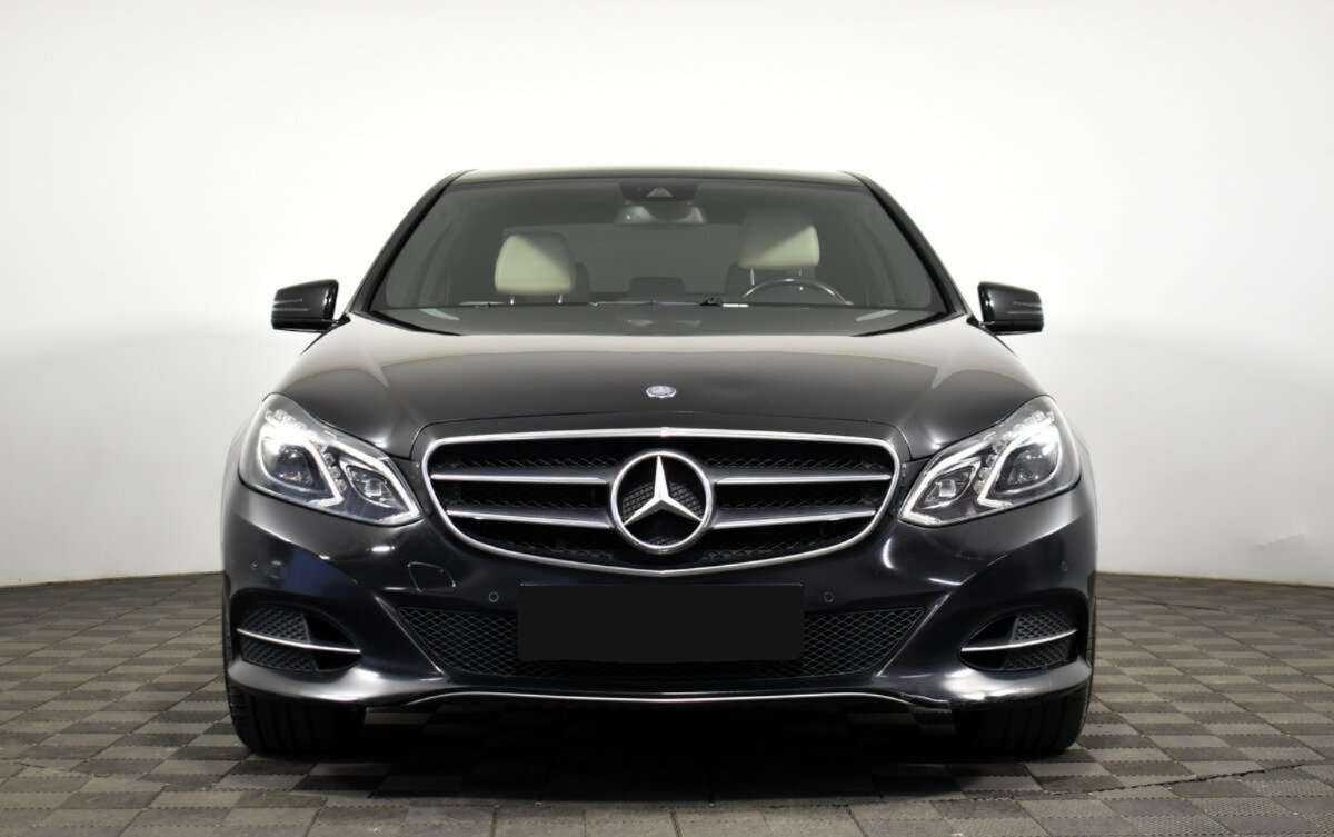 Mercedes-Benz E-Класс с пробегом — 2013 год. Фото: #1