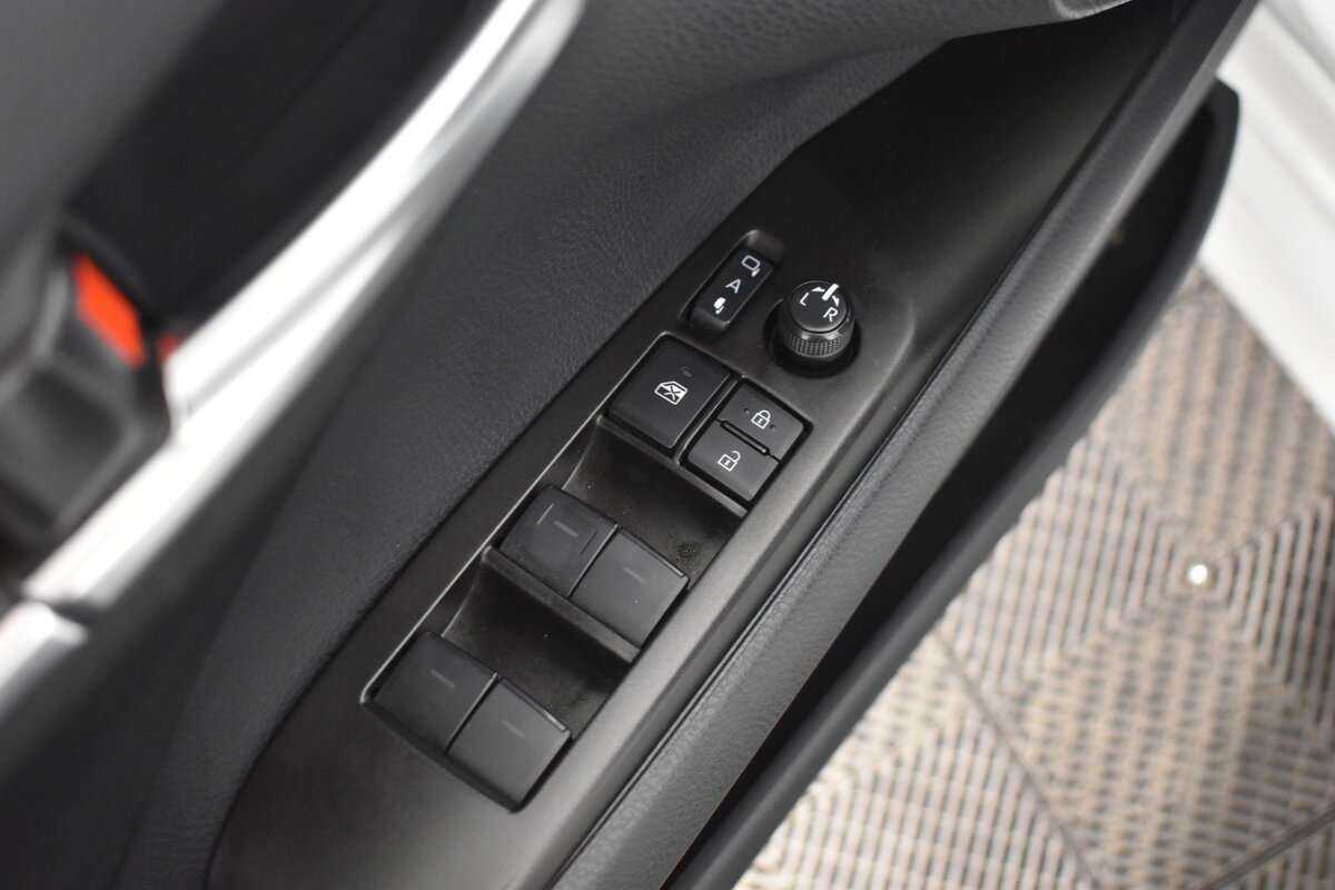 Toyota Camry с пробегом — 2021 год. Фото: #7