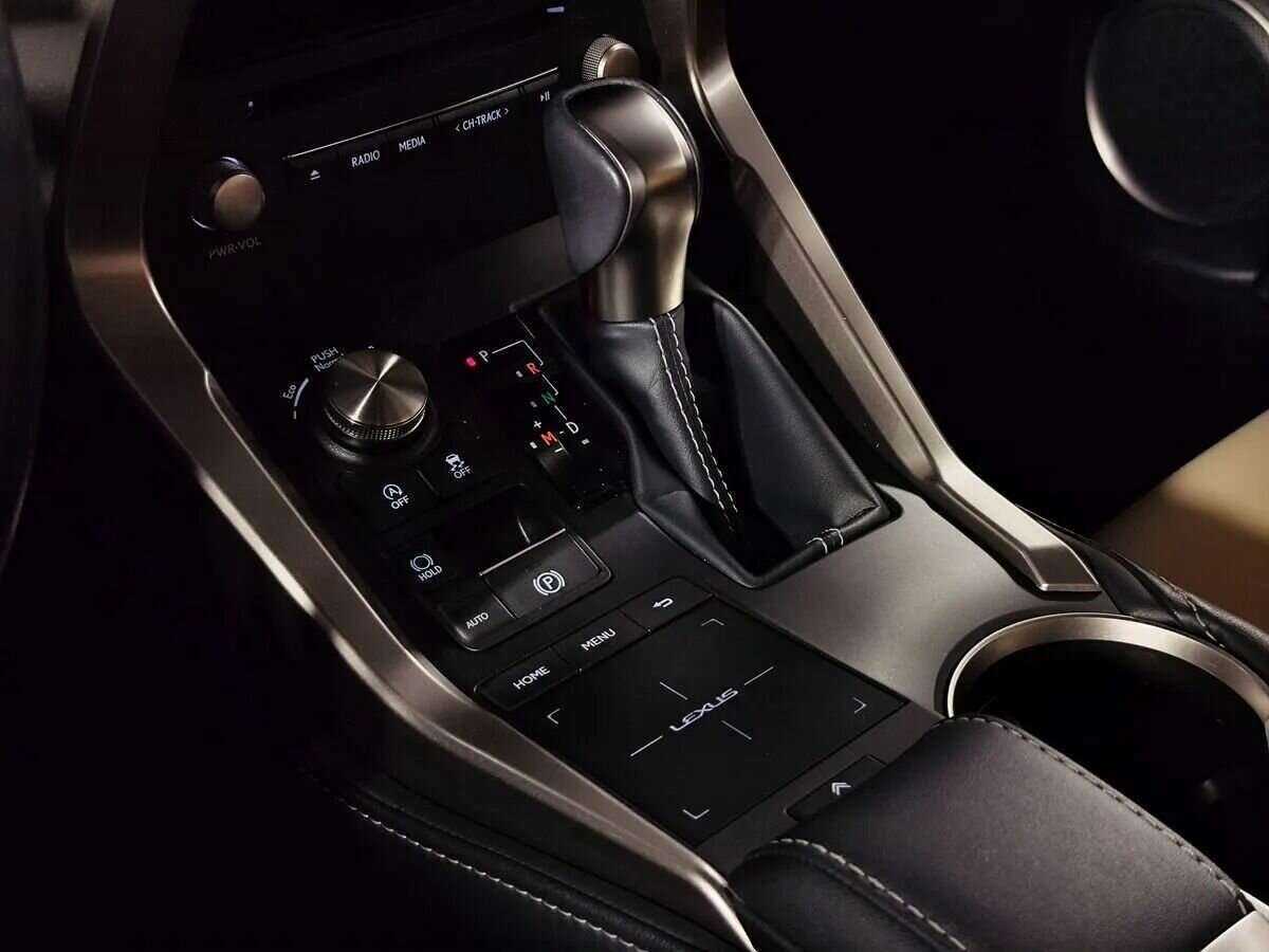 Lexus NX с пробегом — 2018 год. Фото: #16