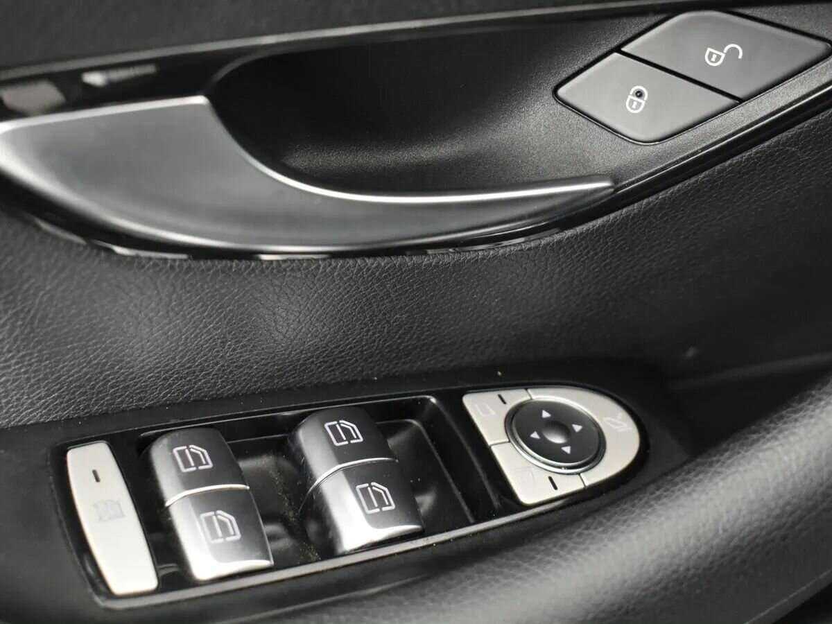 Mercedes-Benz E-Класс с пробегом — 2018 год. Фото: #17