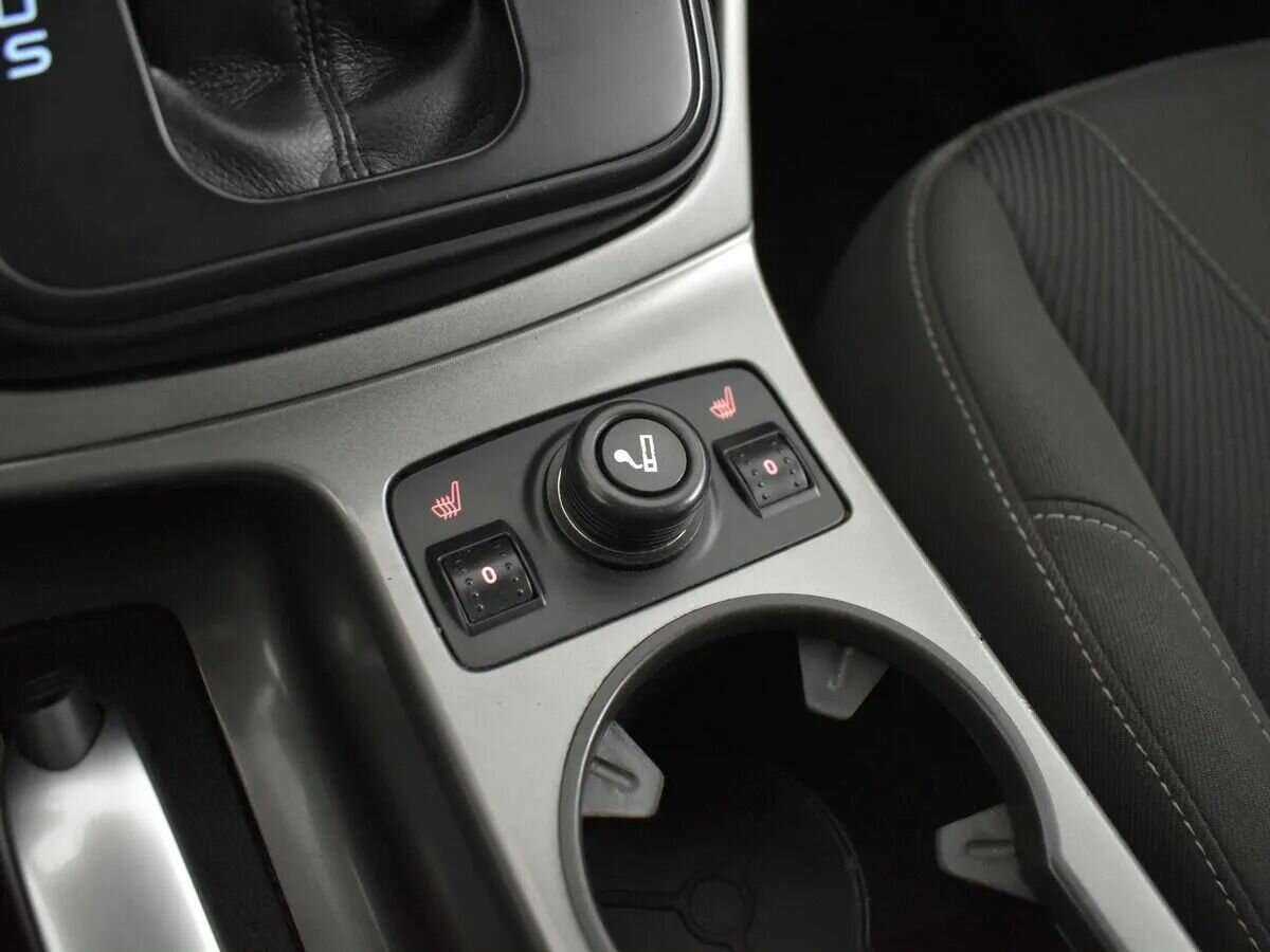 Ford Kuga с пробегом — 2013 год. Фото: #11