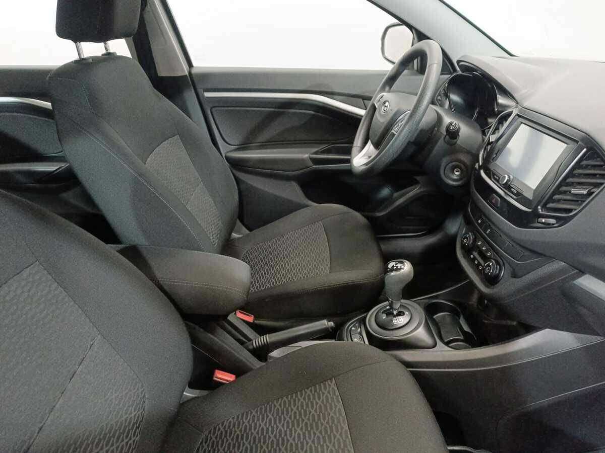 Lada (ВАЗ) Vesta с пробегом — 2018 год. Фото: #9