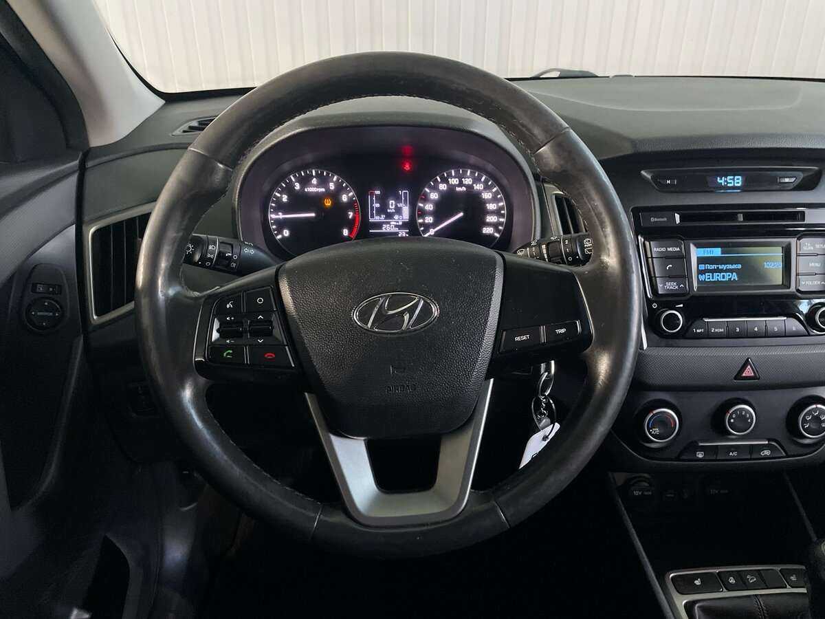 Hyundai Creta с пробегом — 2016 год. Фото: #9