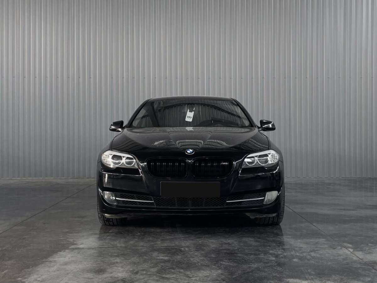 BMW 5 серии с пробегом — 2012 год. Фото: #1