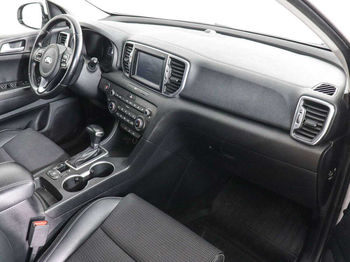 Kia Sportage с пробегом — 2016 год. Фото: #9