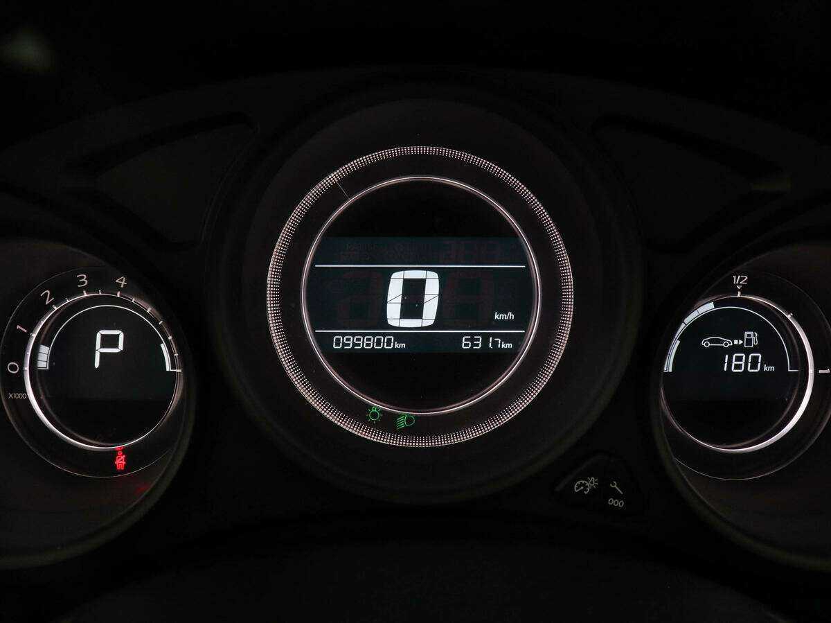 Citroen C4 с пробегом — 2017 год. Фото: #10