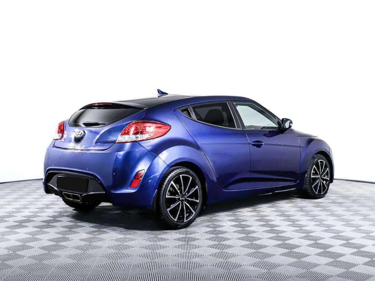 Hyundai Veloster с пробегом — 2015 год. Фото: #4