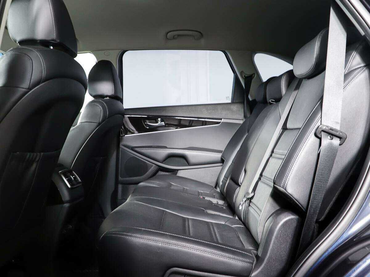 Kia Sorento с пробегом — 2018 год. Фото: #9