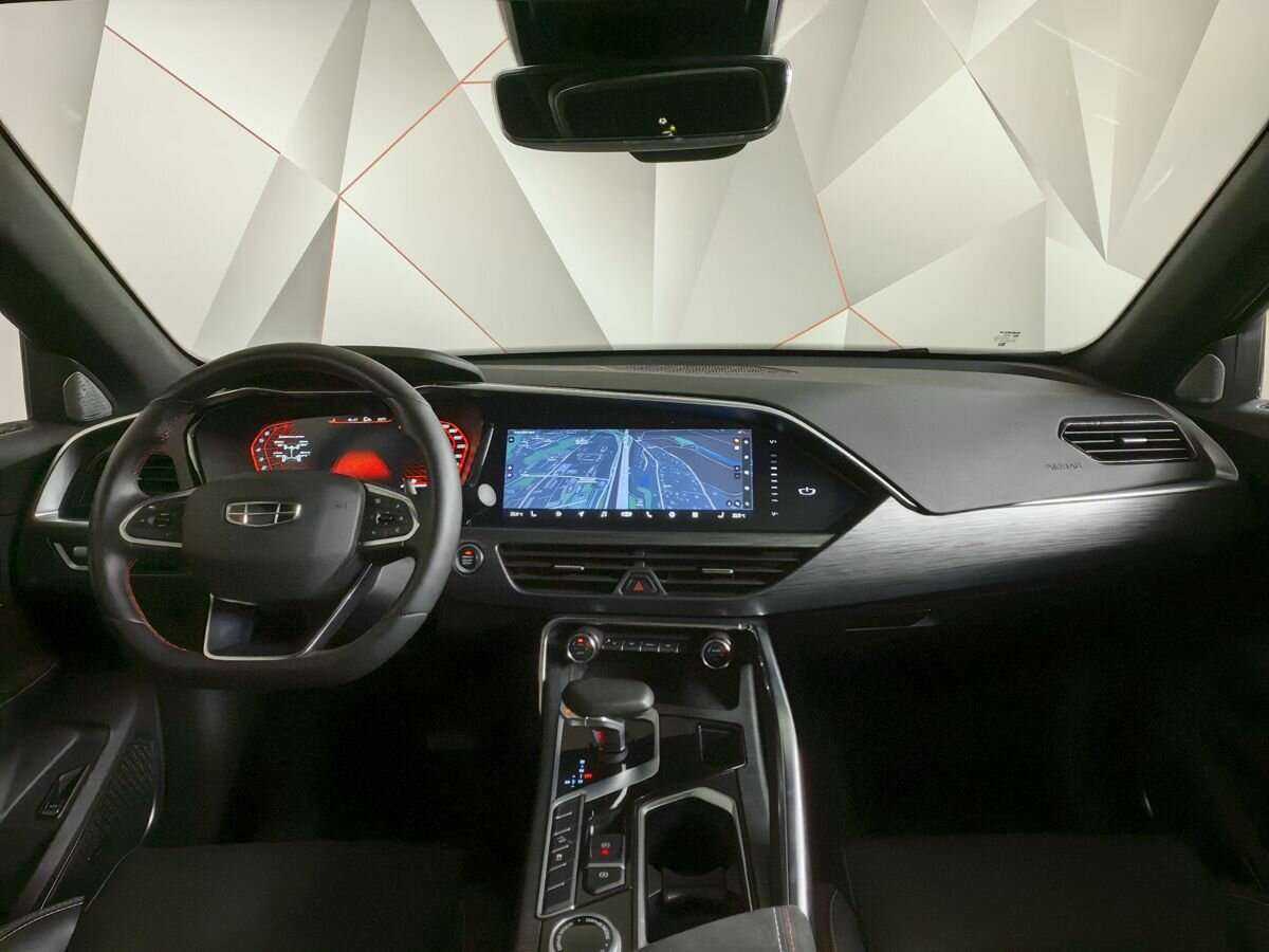 Geely Tugella с пробегом — 2022 год. Фото: #9