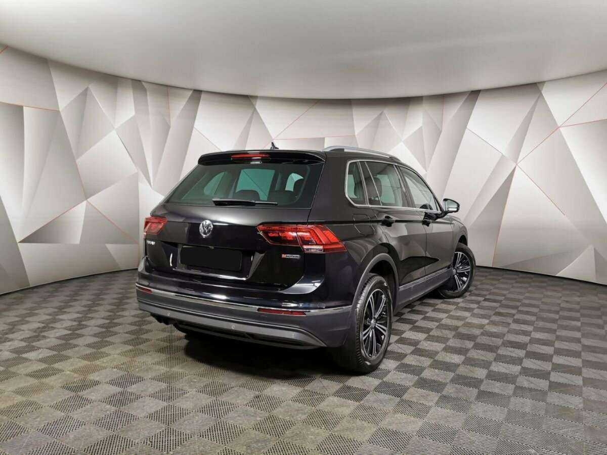 Volkswagen Tiguan с пробегом — 2019 год. Фото: #1