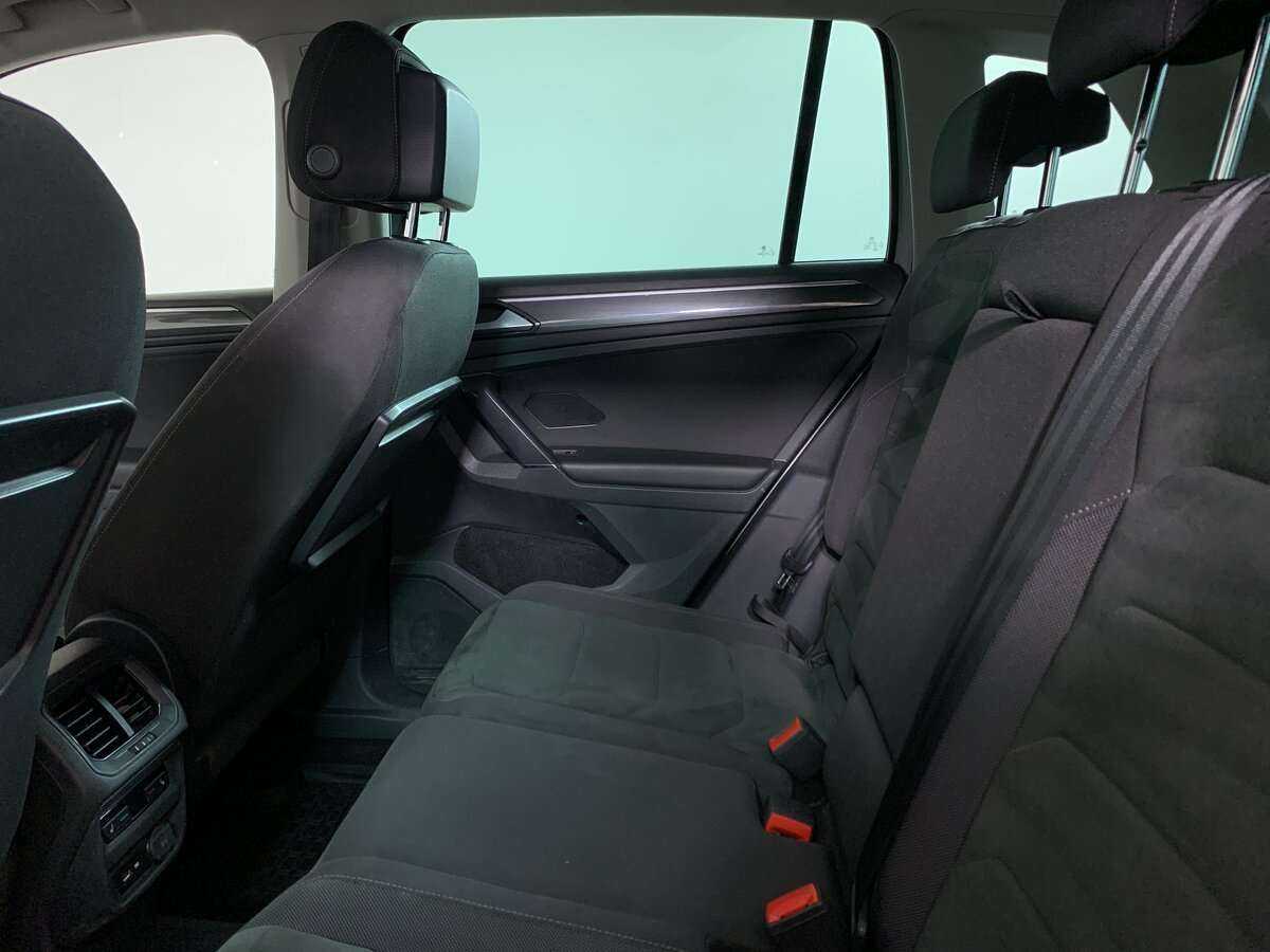 Volkswagen Tiguan с пробегом — 2018 год. Фото: #14