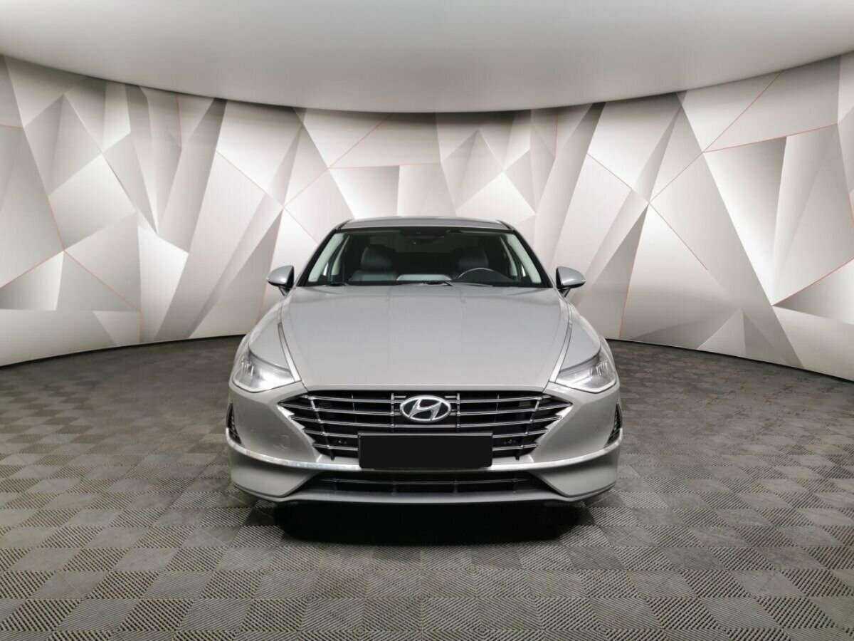 Hyundai Sonata с пробегом — 2019 год. Фото: #6
