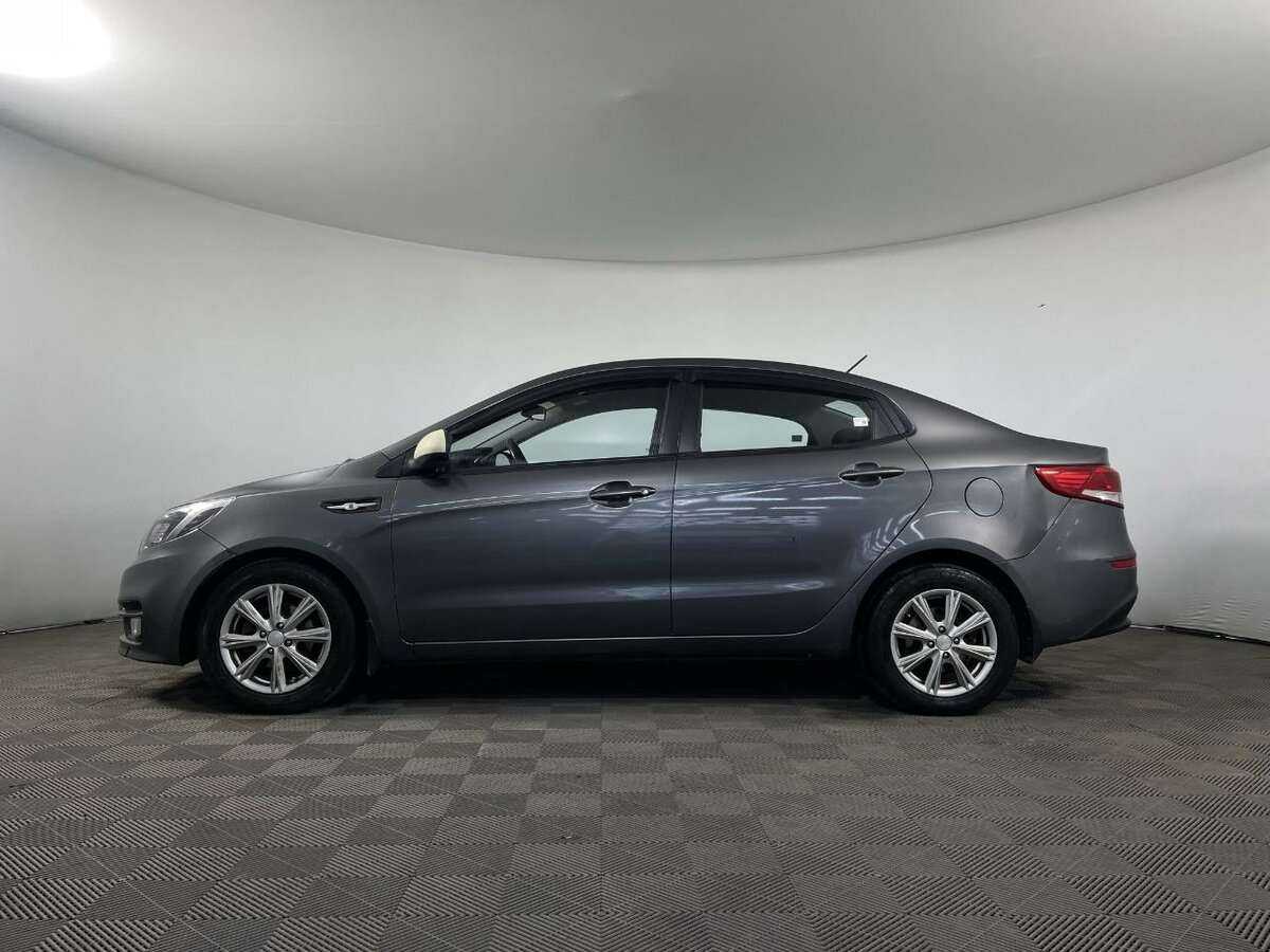 Kia Rio с пробегом — 2015 год. Фото: #4