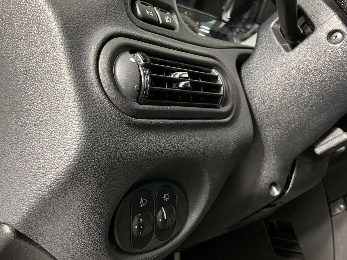 Lada (ВАЗ) Niva с пробегом — 2023 год. Фото: #8