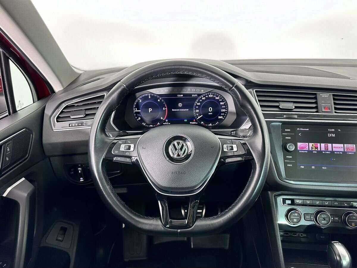 Volkswagen Tiguan с пробегом — 2018 год. Фото: #11