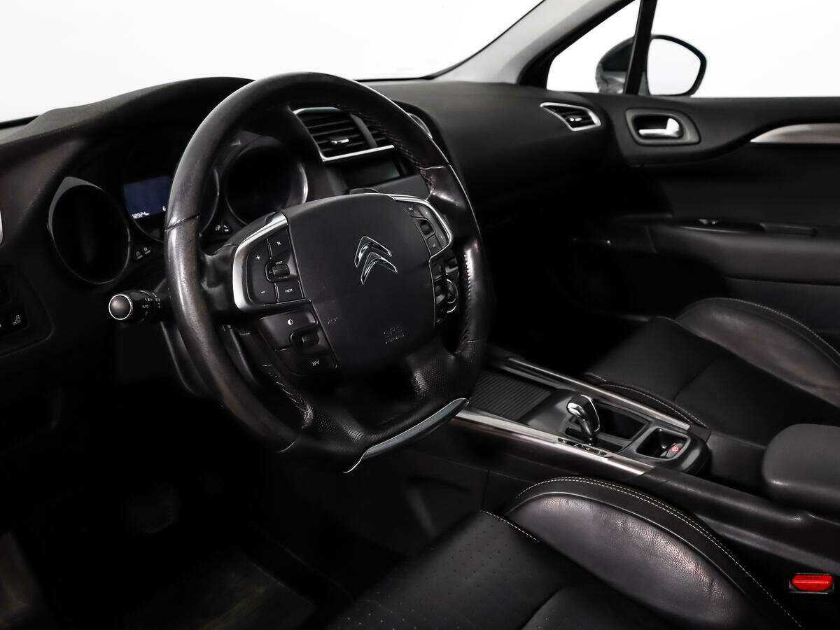 Citroen C4 с пробегом — 2012 год. Фото: #8