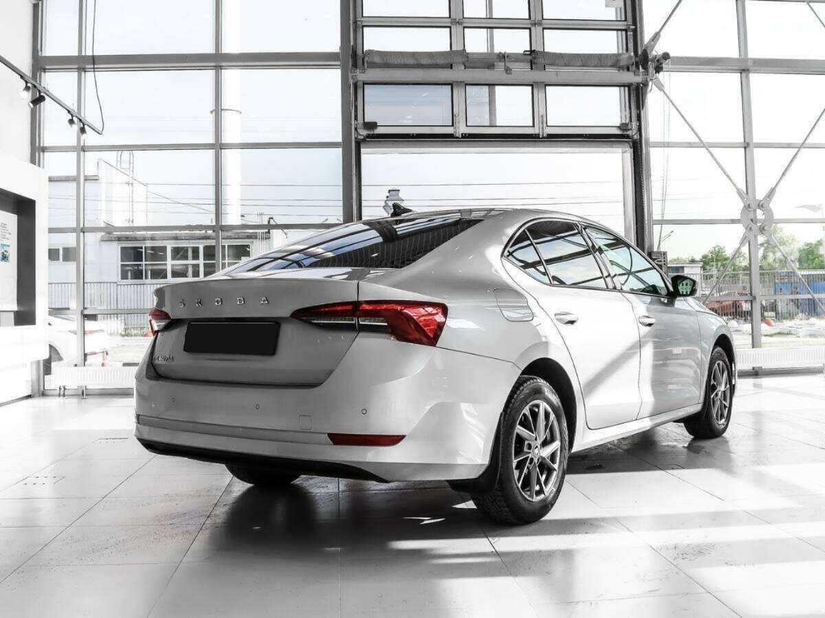 Skoda Octavia с пробегом — 2021 год. Фото: #3