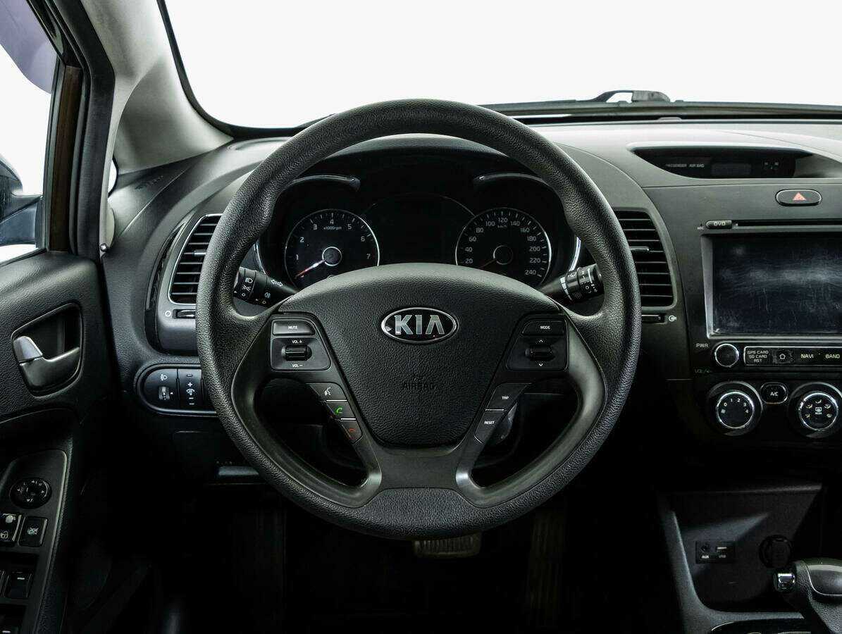 Kia Cerato с пробегом — 2018 год. Фото: #12