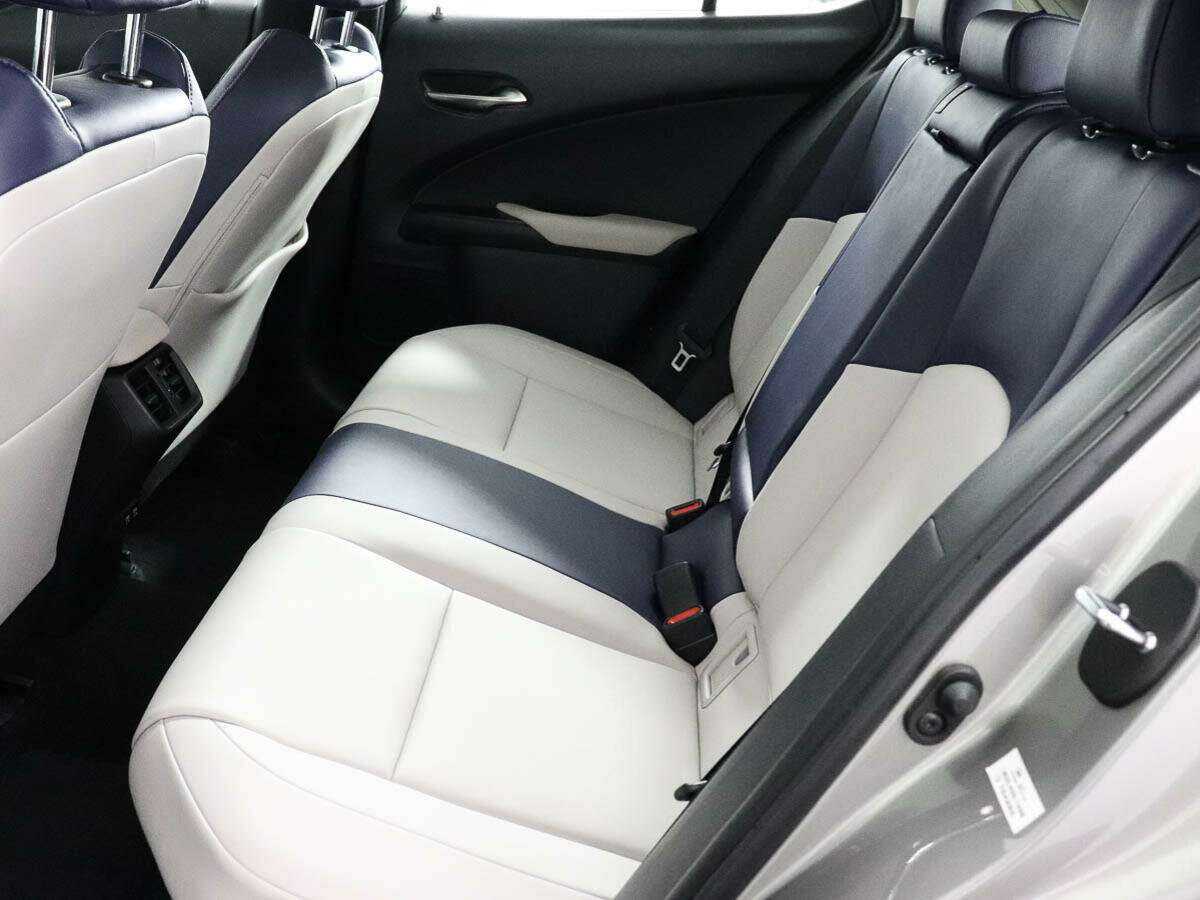 Lexus UX с пробегом — 2019 год. Фото: #11