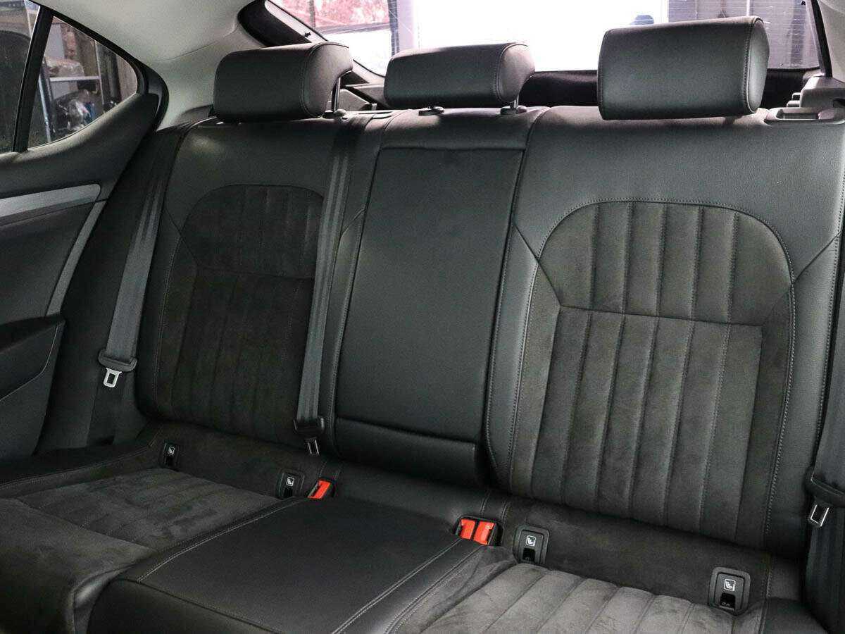 Skoda Superb с пробегом — 2019 год. Фото: #9