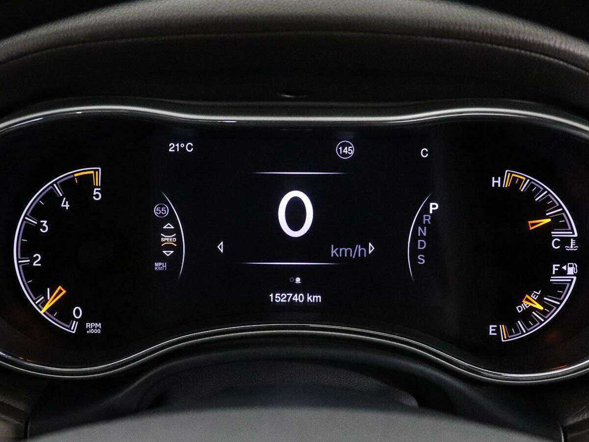 Jeep Grand Cherokee с пробегом — 2013 год. Фото: #11