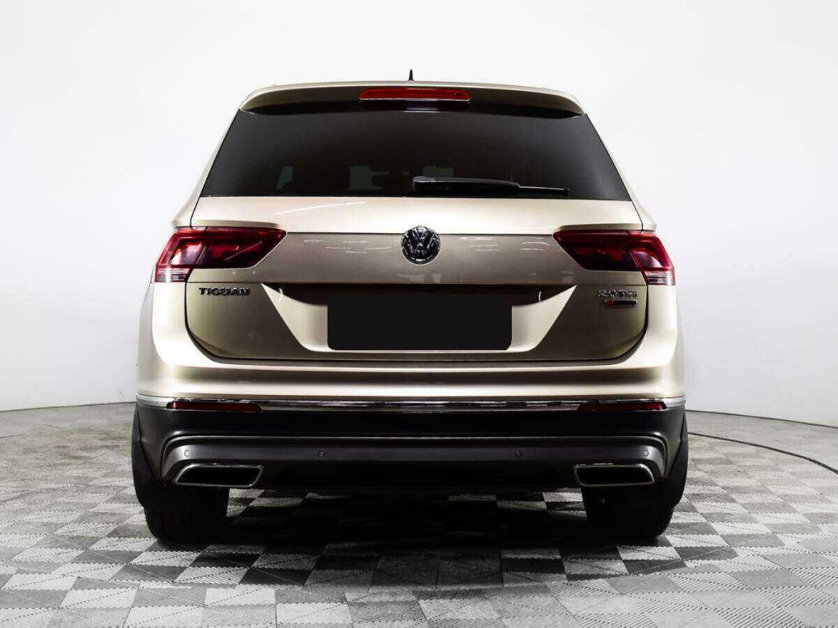 Volkswagen Tiguan с пробегом — 2017 год. Фото: #3
