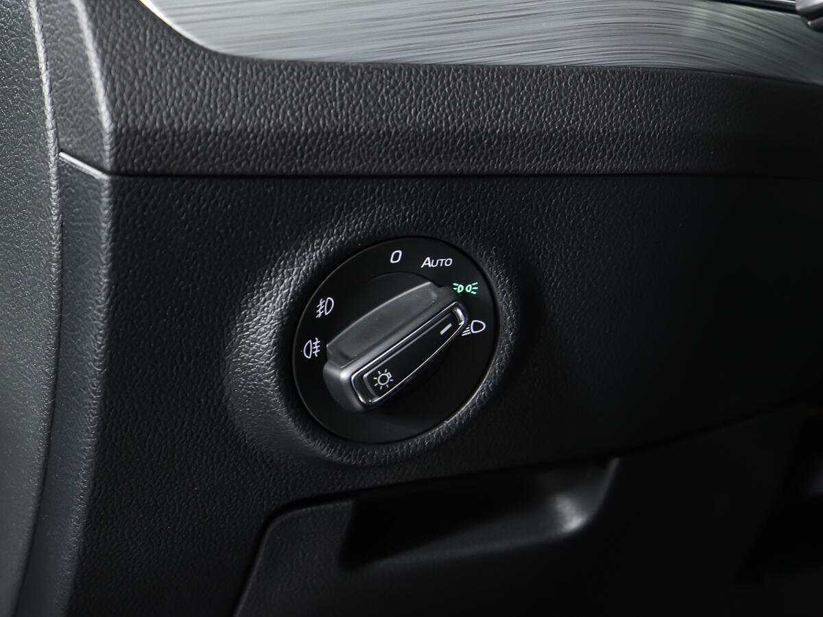 Skoda Superb с пробегом — 2021 год. Фото: #14