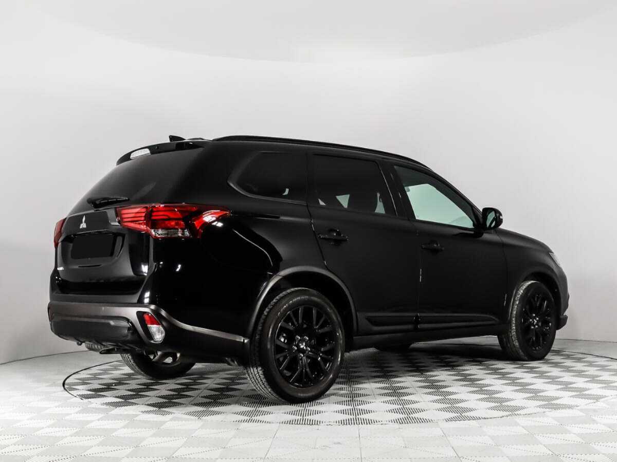 Mitsubishi Outlander с пробегом — 2021 год. Фото: #4
