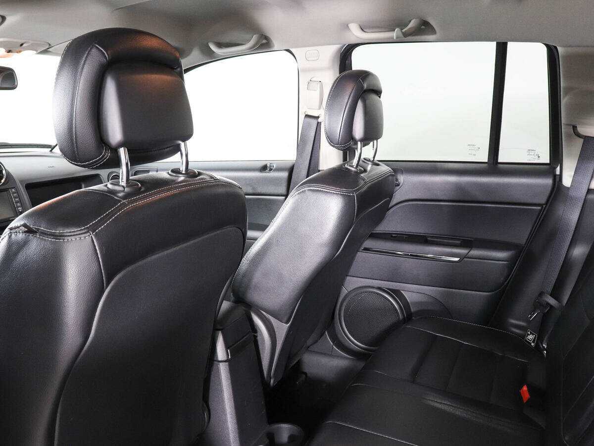 Jeep Compass с пробегом — 2012 год. Фото: #11