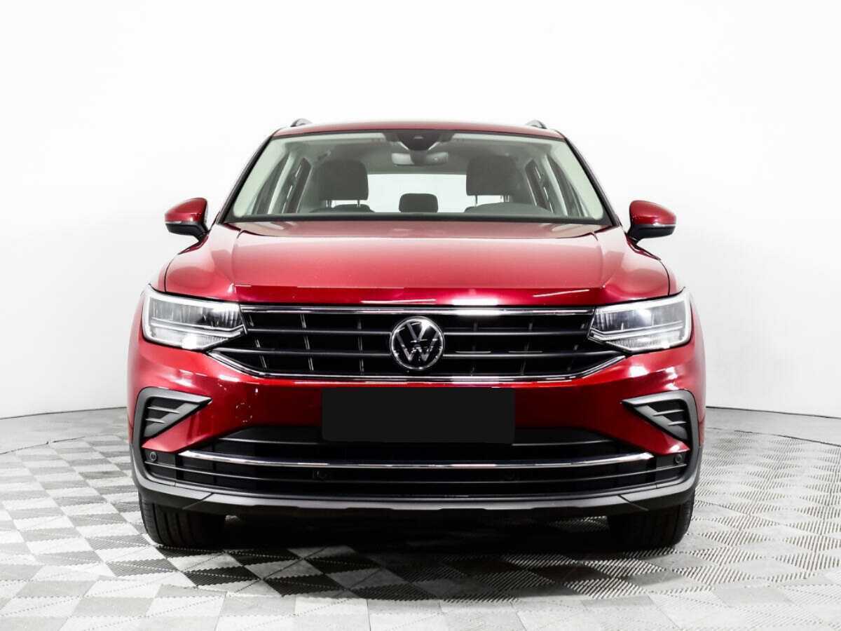 Volkswagen Tiguan с пробегом — 2021 год. Фото: #1