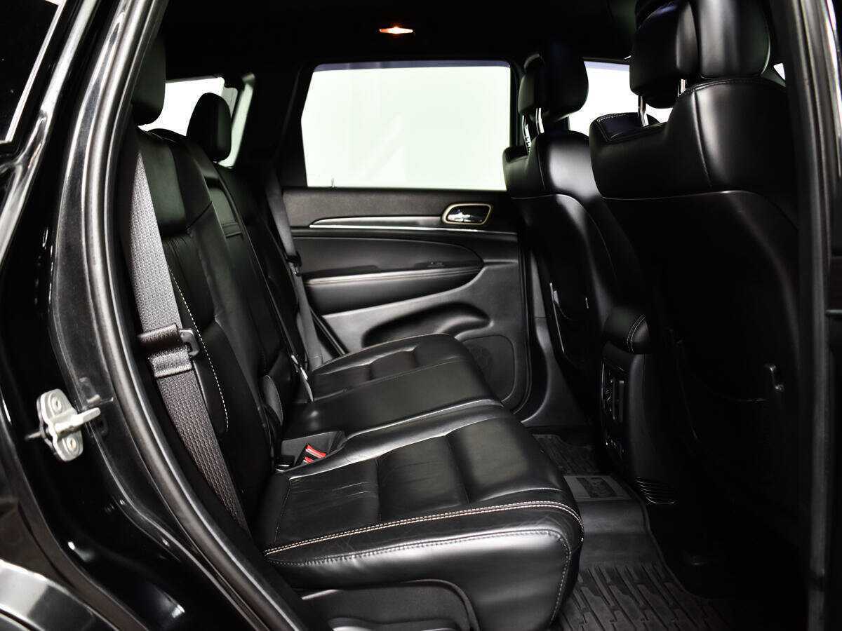 Jeep Grand Cherokee с пробегом — 2013 год. Фото: #9